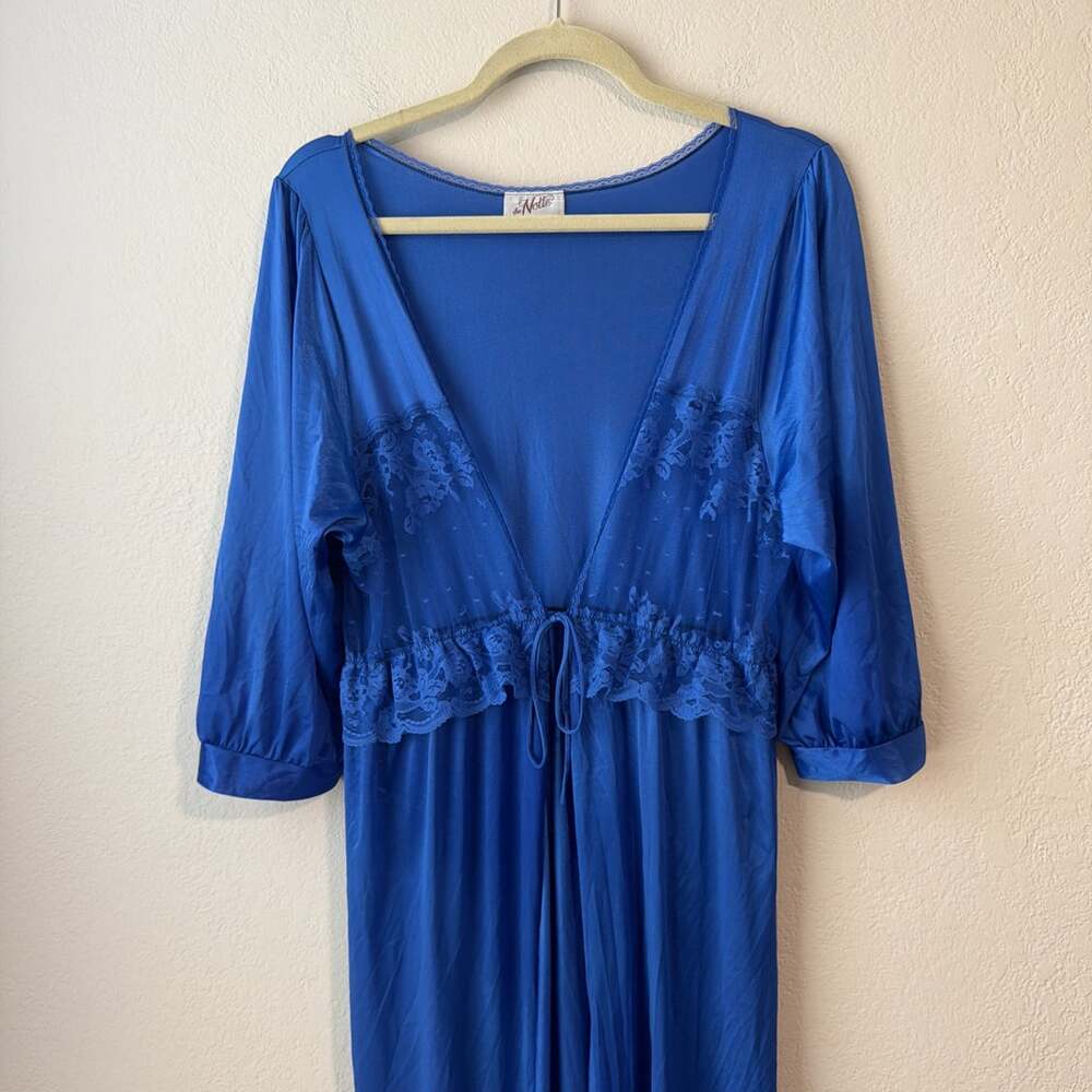 Vintage La Notte Robe Royal Blue Nylon Women’s Large lace romantic 1970s dainty
